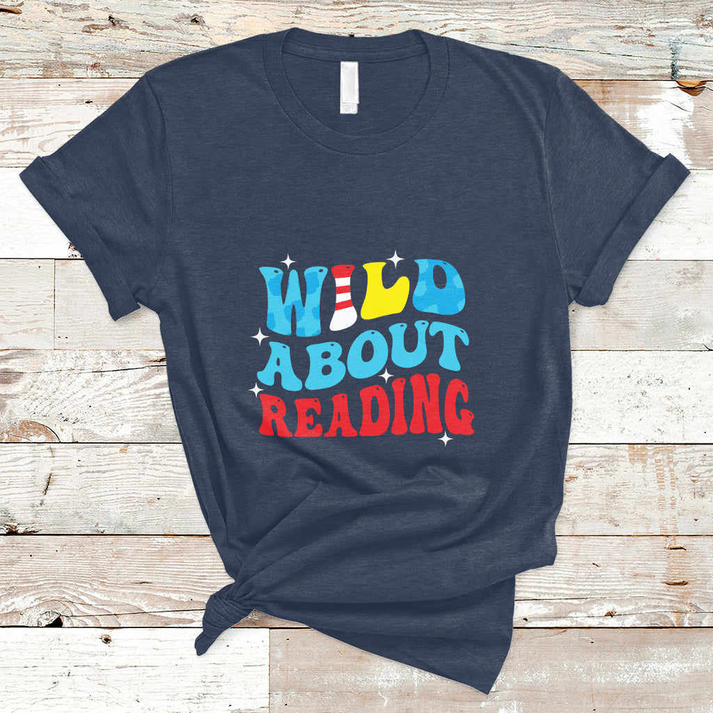 wild-about-reading-teacher-of-little-things-red-white-stripe-reading-t-shirt-ts02