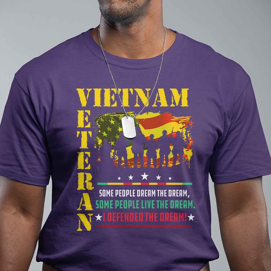patriotic-vietnam-veterans-defended-the-dream-american-flag-t-shirt