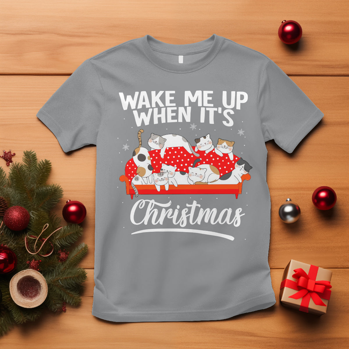 cute-cat-wake-me-up-when-its-christmas-chillin-t-shirt