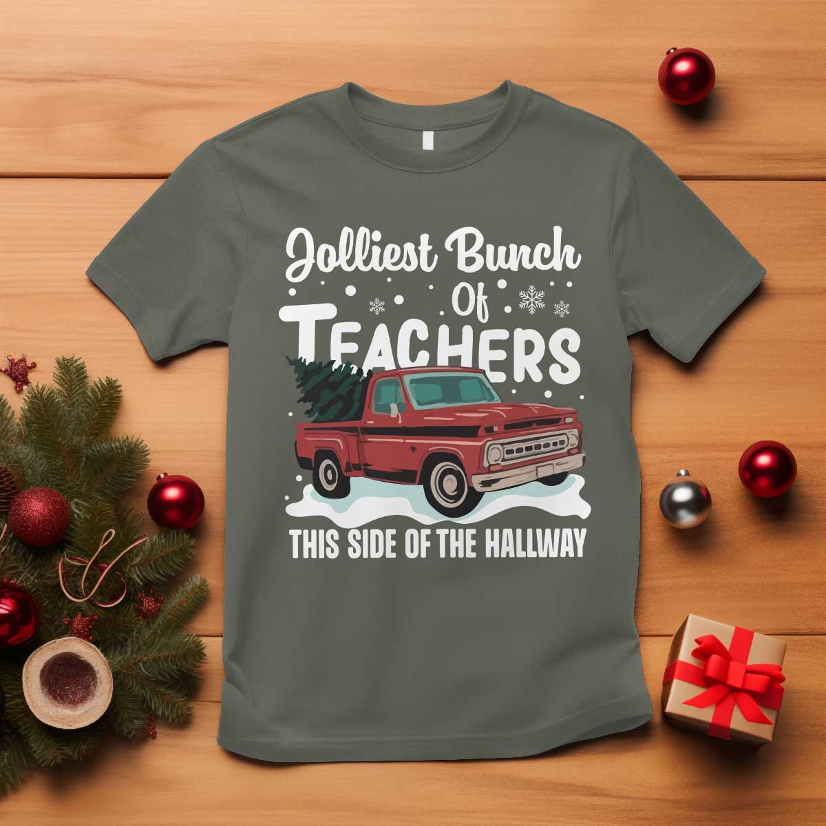 teacher-christmas-t-shirt-vintage-jolliest-bunch-of-teachers-this-side-of-the-hallway