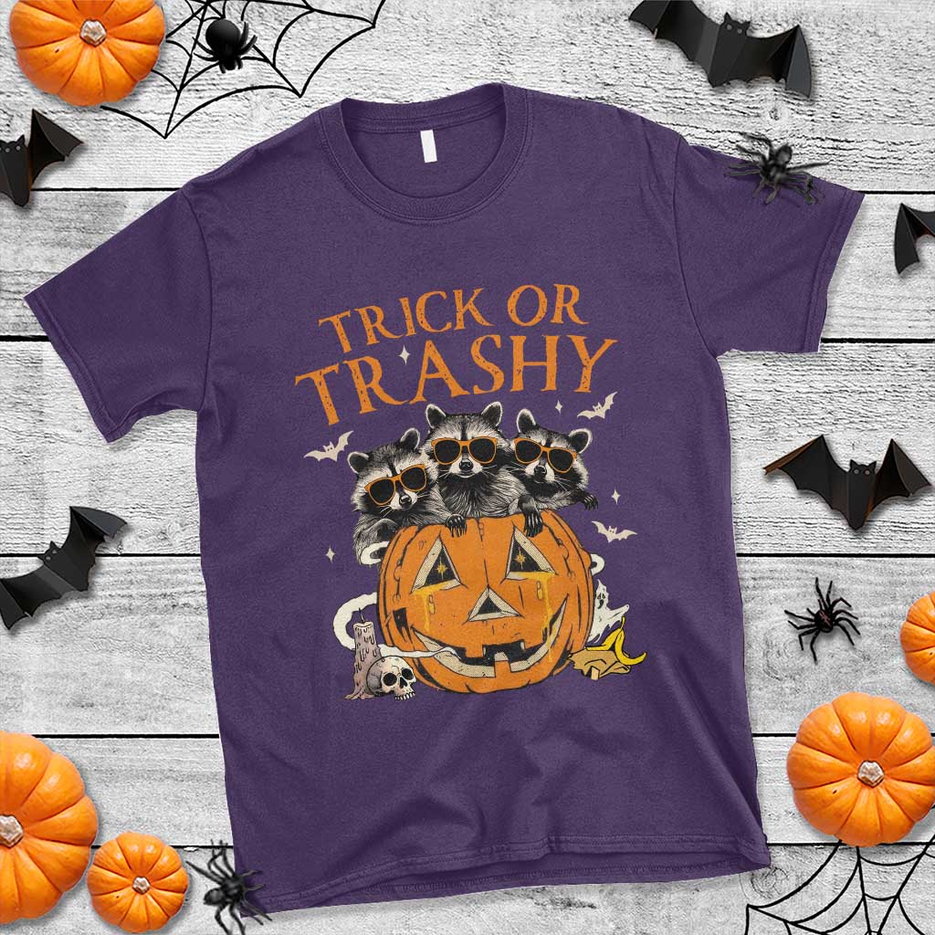 funny-halloween-t-shirt-trick-or-trashy-racoon-vintage-pumpkin-bat-trash