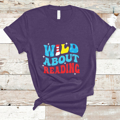 wild-about-reading-teacher-of-little-things-red-white-stripe-reading-t-shirt-ts02