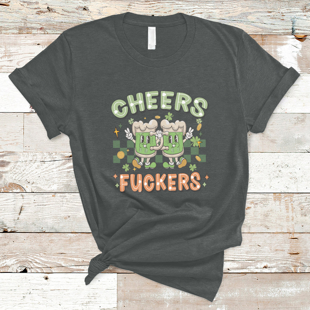 retro-cheers-fuckers-st-patricks-day-mens-womens-beer-drinking-beer-mugs-t-shirt-ts02