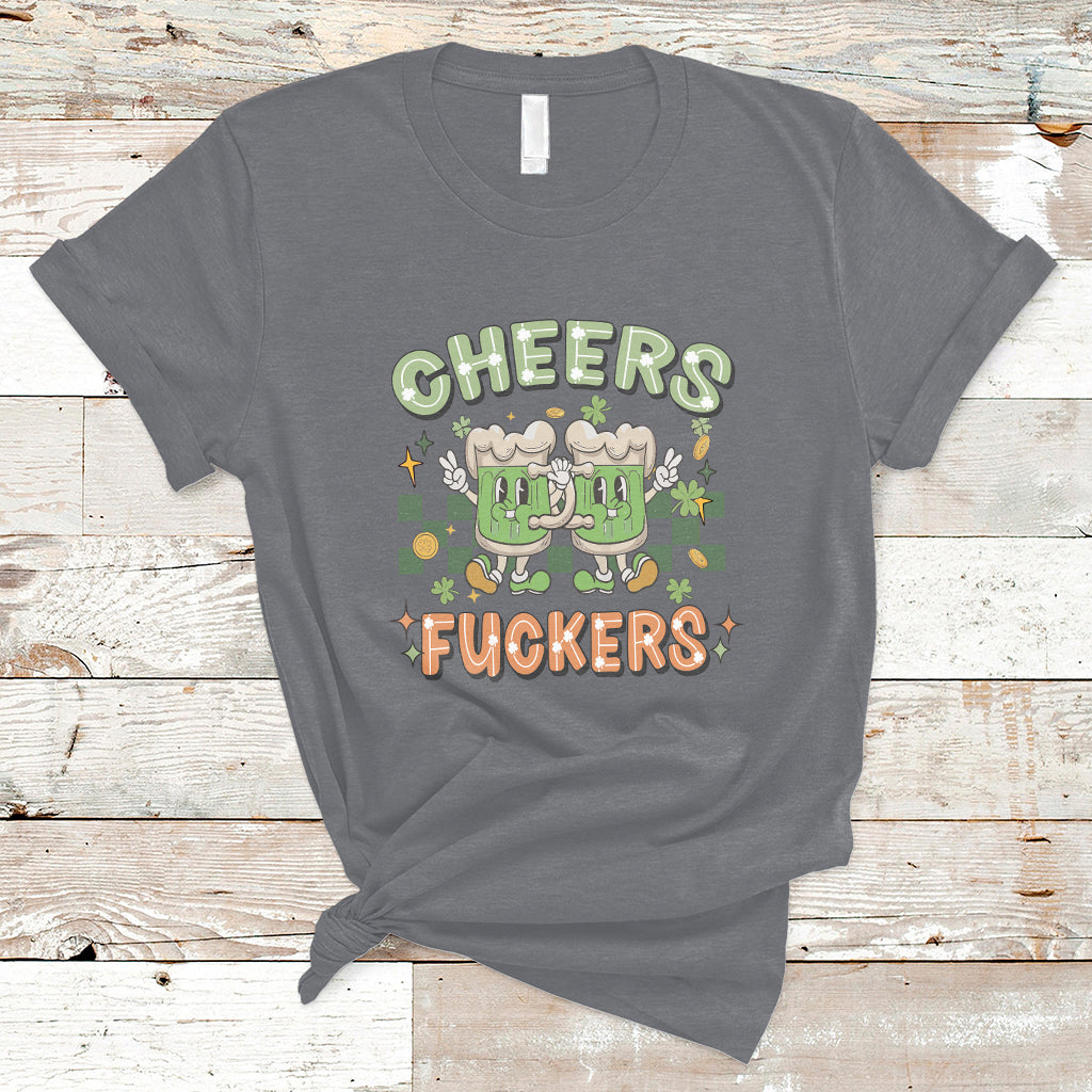 retro-cheers-fuckers-st-patricks-day-mens-womens-beer-drinking-beer-mugs-t-shirt-ts02