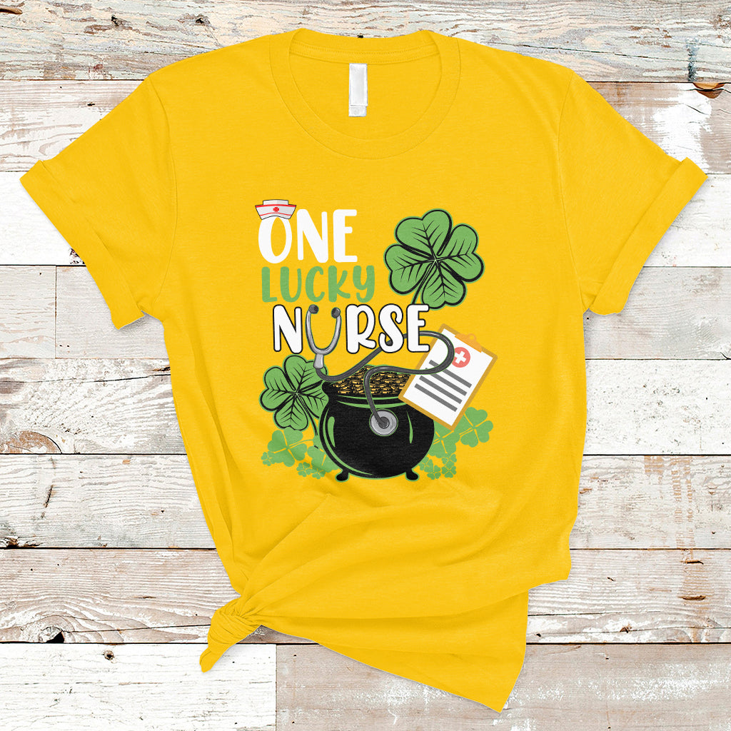 one-lucky-nurse-scrub-rn-icu-er-st-patricks-day-nurses-day-t-shirt-ts02