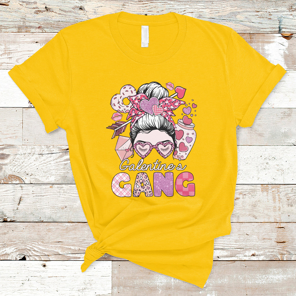 galentines-gang-retro-messy-bun-valentines-day-sisters-t-shirt-ts02