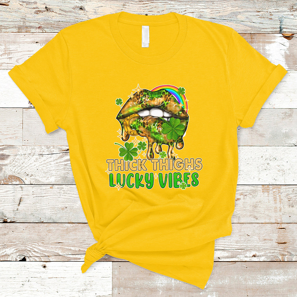 thick-thighs-lucky-vibes-funny-st-patricks-day-leopard-lips-t-shirt-ts02