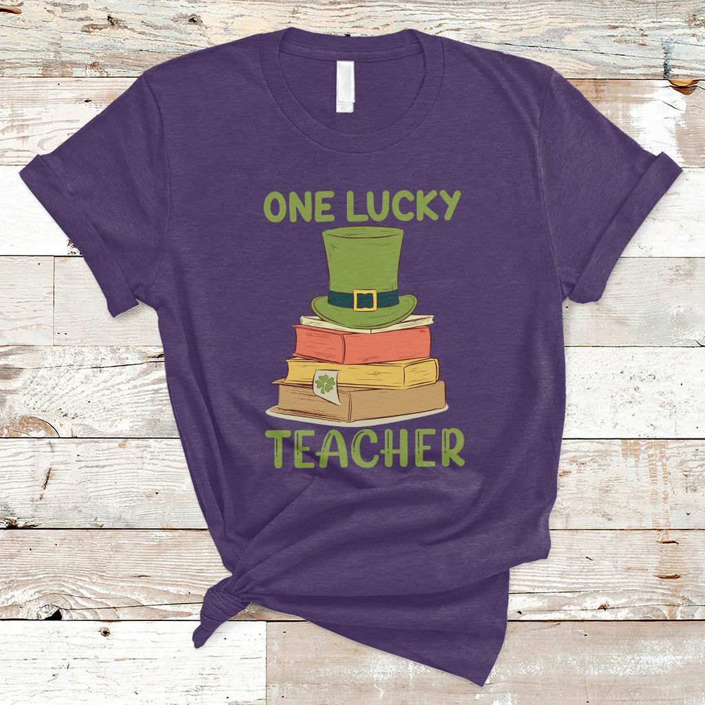 one-lucky-teacher-st-patricks-day-lepreachaun-shamrock-books-t-shirt-ts02