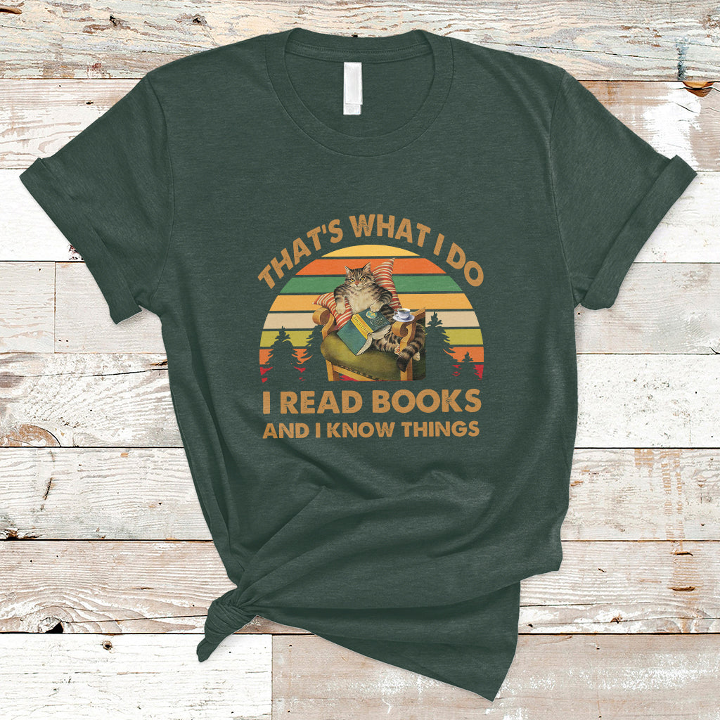 vintage-thats-what-i-do-i-read-books-and-i-know-things-cat-reading-lover-bookworm-t-shirt-ts02