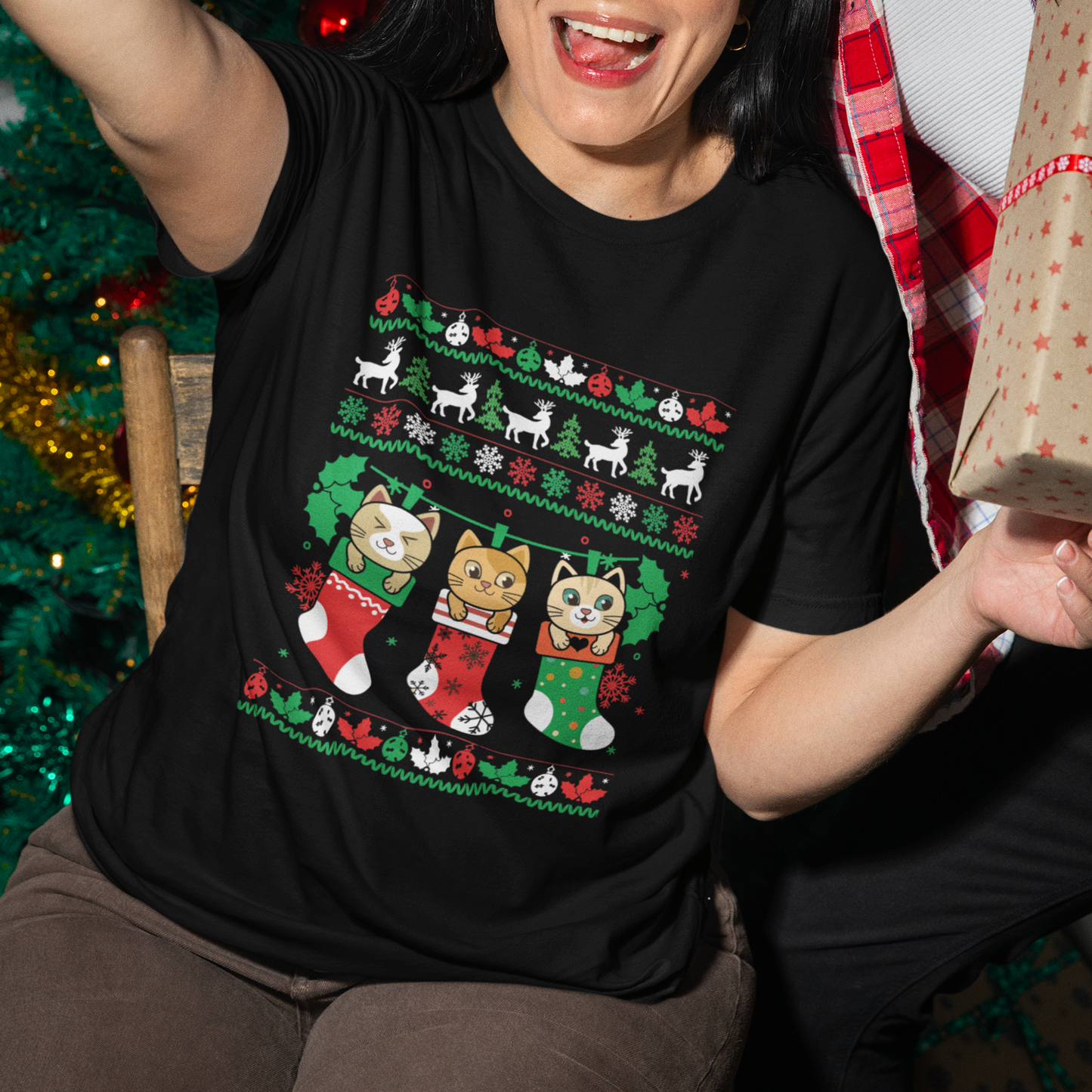 christmas-t-shirt-cute-cat-in-sock-merry-catmas