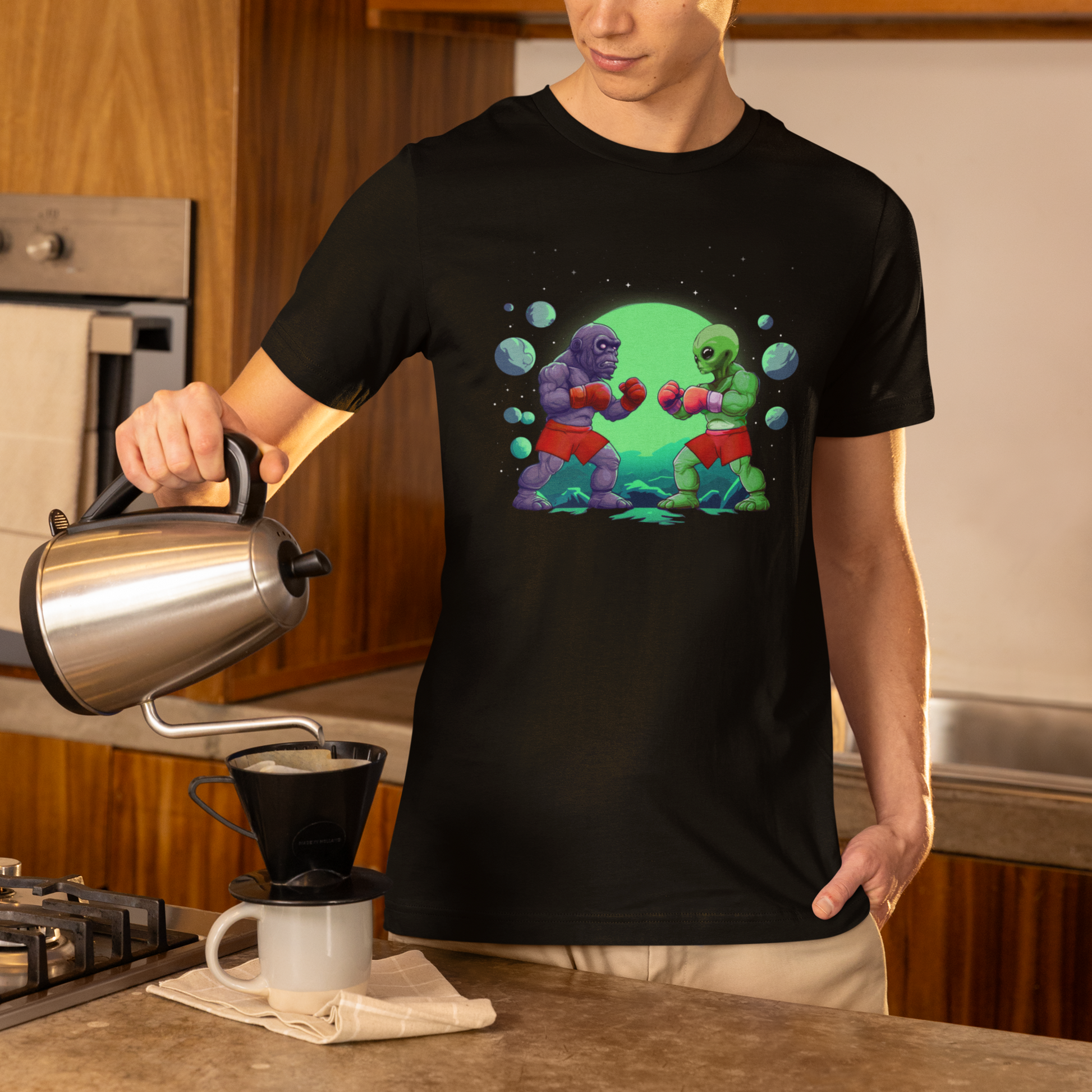 bigfoot-vs-alien-boxing-funny-sasquatch-ufo-t-shirt