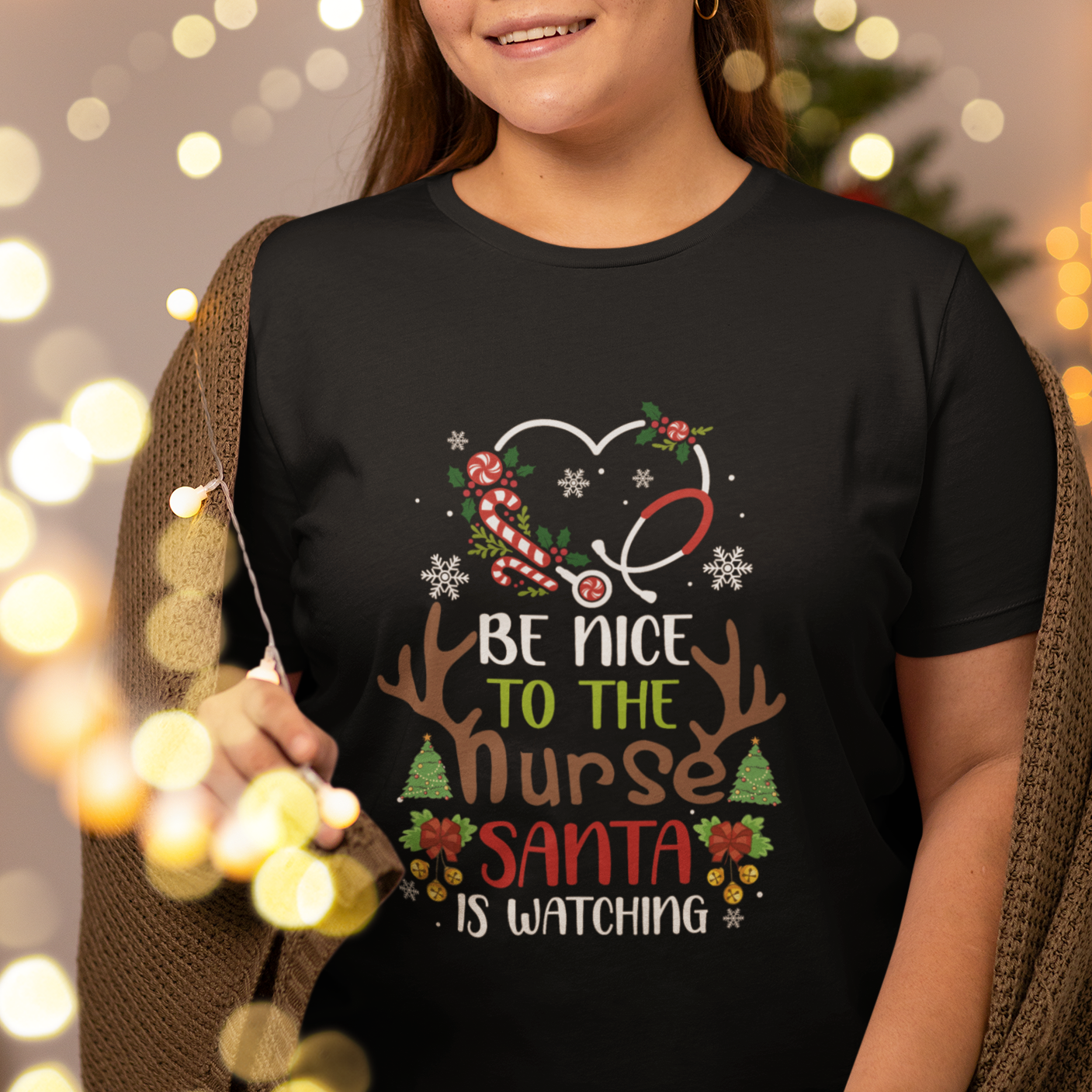 be-nice-to-the-nurse-santa-is-watching-funny-christmas-t-shirt