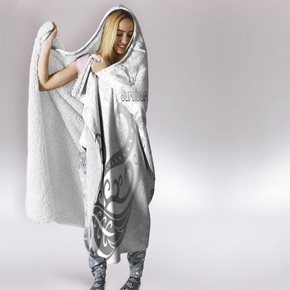 Brain Cancer Support Hooded Blanket Ribbon Polynesian Pattern