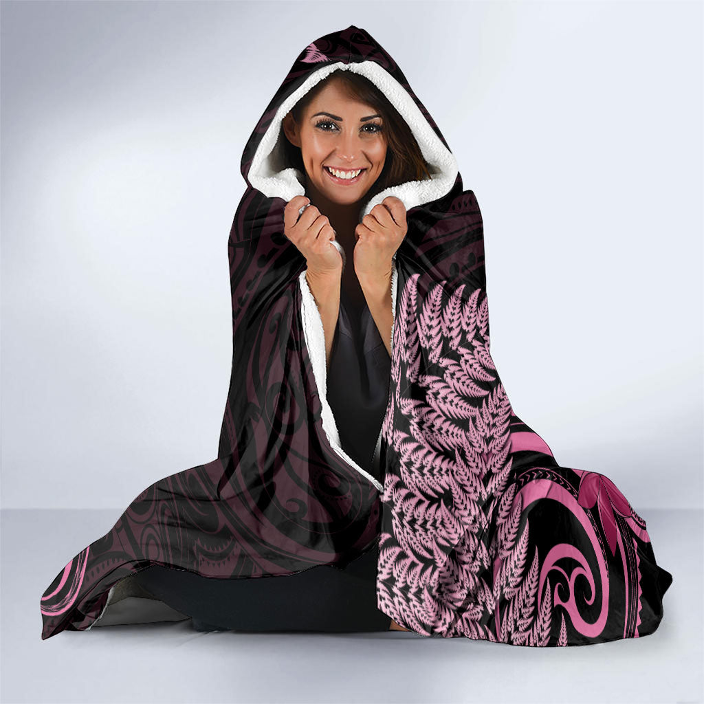 Aotearoa Maori Hooded Blanket Pink Fern Ribbons on Black