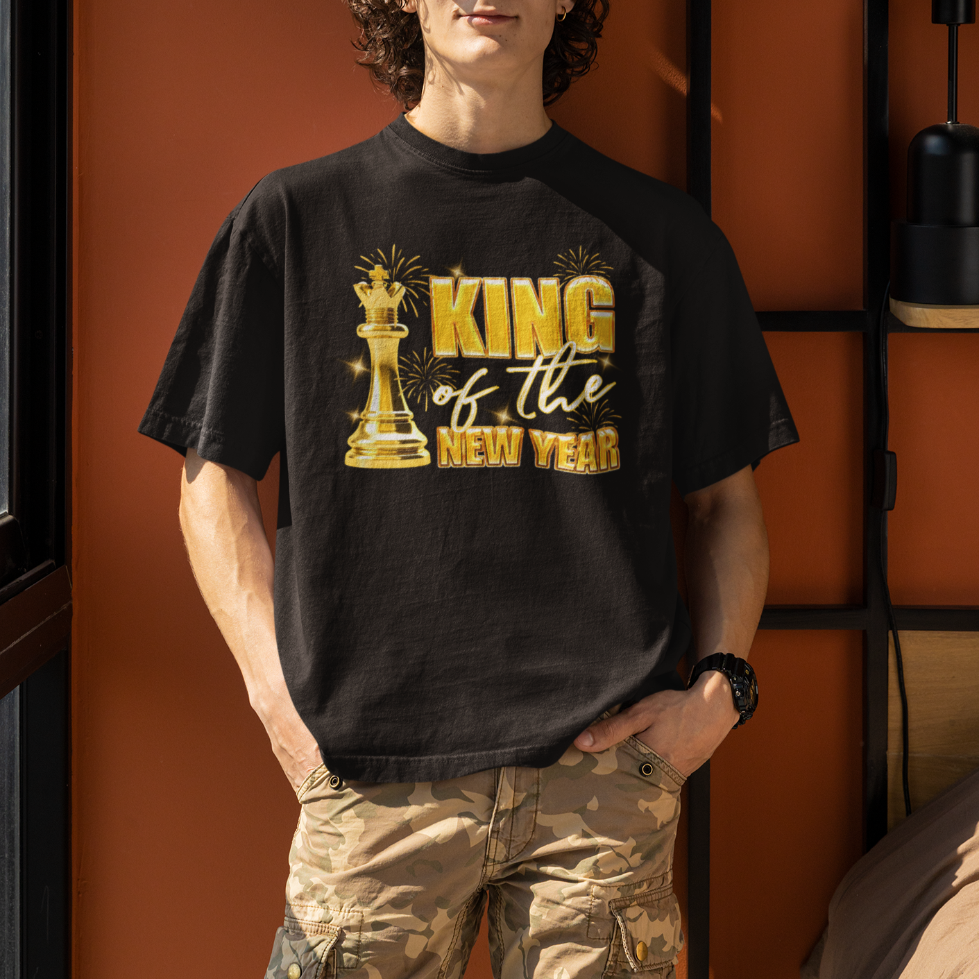 king-of-the-new-year-eve-happy-lucky-firework-t-shirt