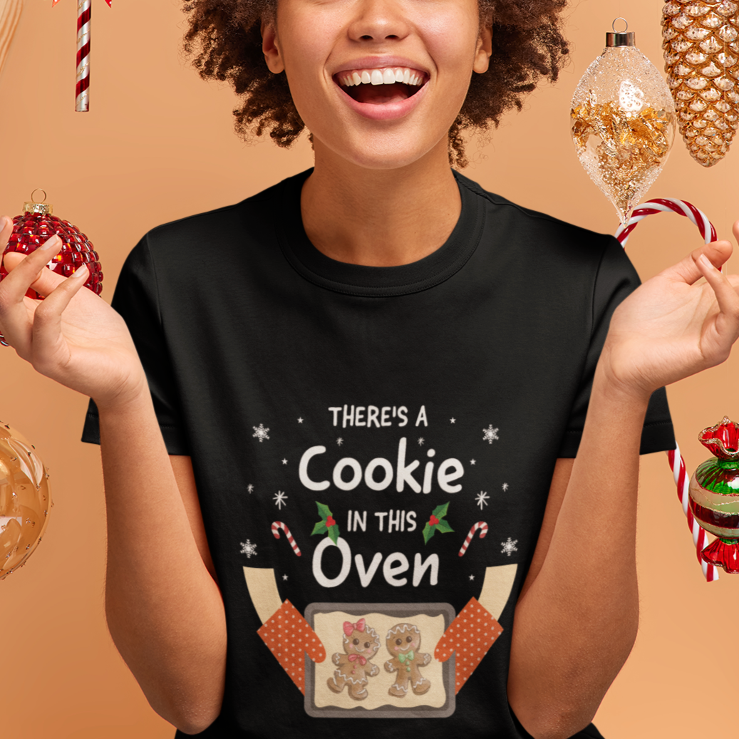 christmas-pregnancy-gingerbread-baby-cookie-in-this-oven-t-shirt