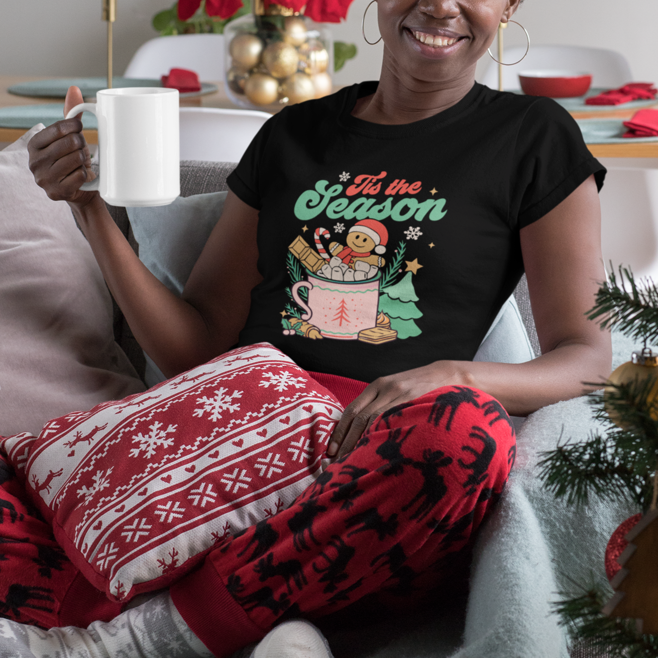 tis-the-season-groovy-retro-christmas-gingerbread-hot-cocoa-t-shirt