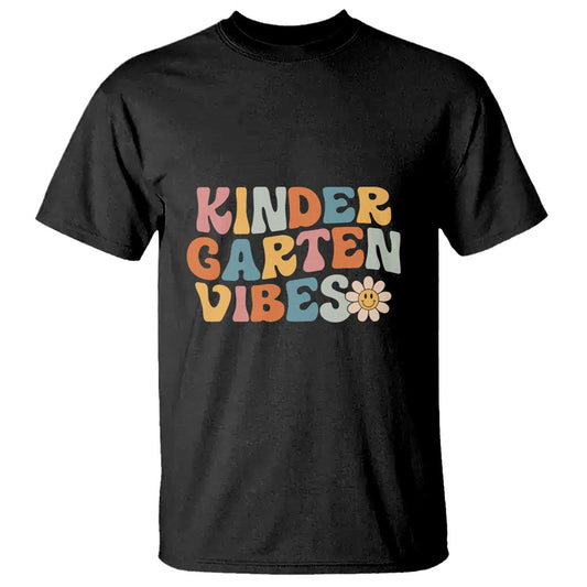 retro-kindergarten-vibes-t-shirt-kinder-crew-first-day-of-school