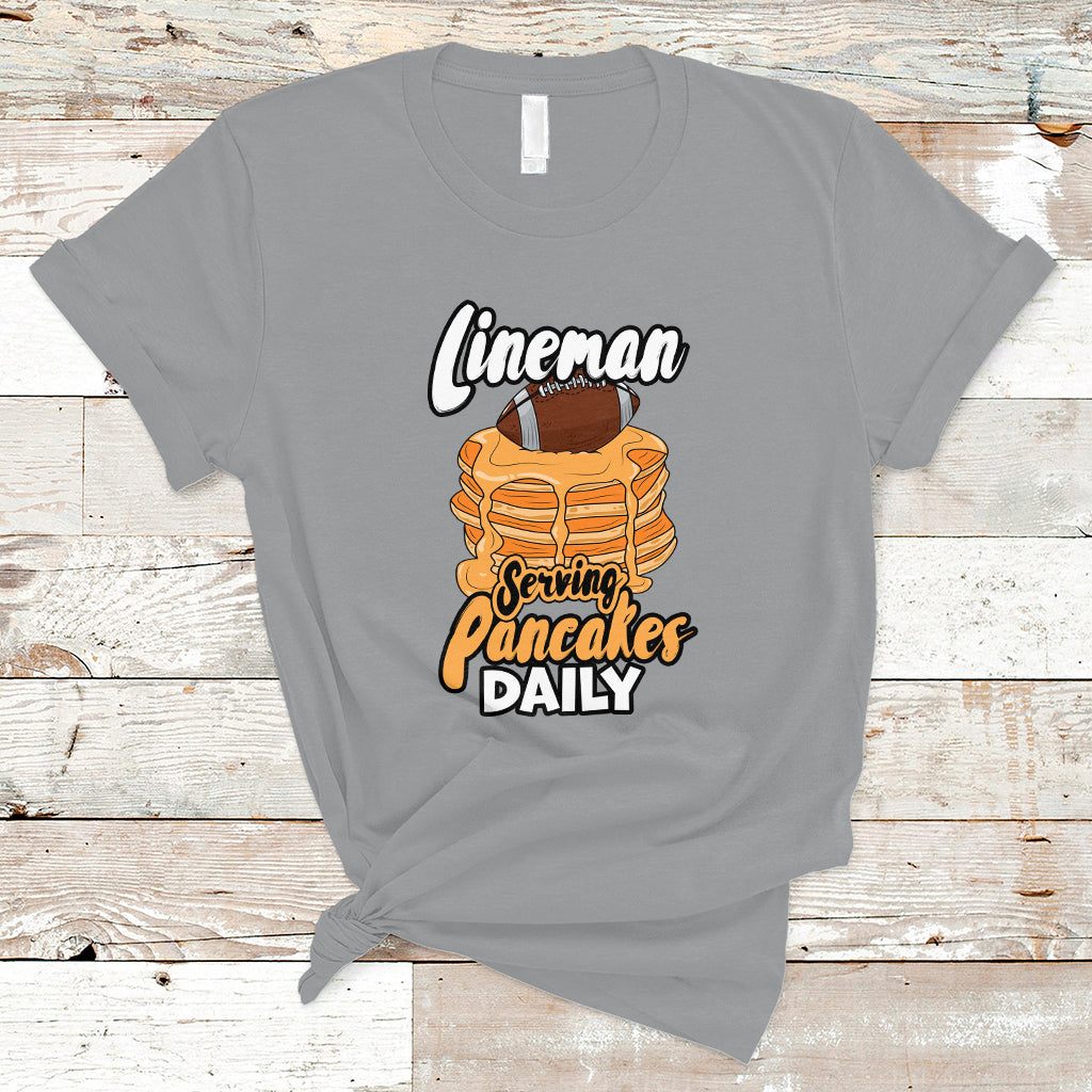 lineman-serving-pancake-daily-funny-vintage-football-t-shirt-ts01-1
