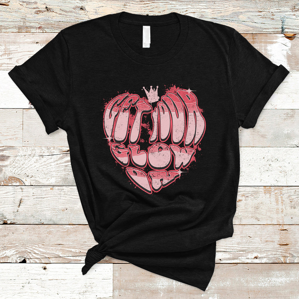retro-70s-80s-t-shirt-get-your-glow-on-glow-party-retro-70s-80s-graffiti-heart-shape