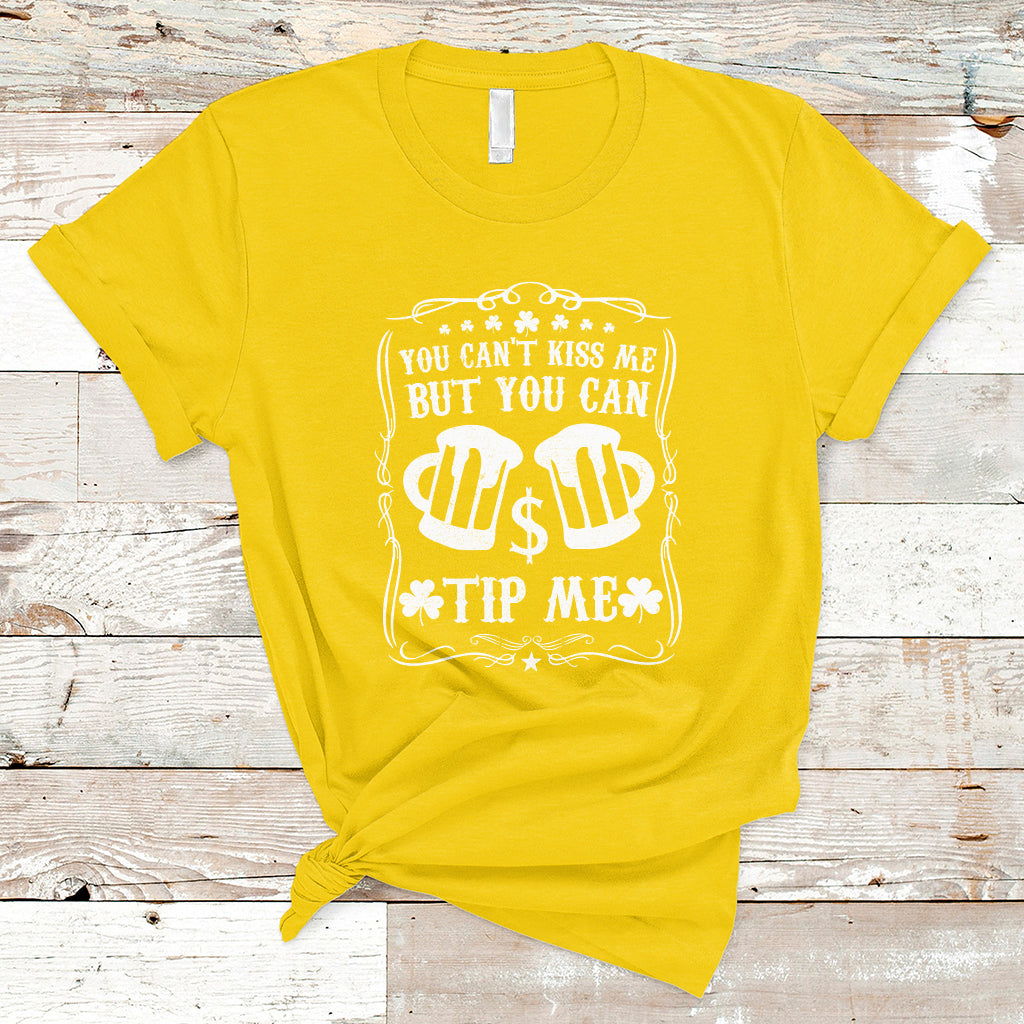 st-patricks-day-lucky-shamrock-waitress-bartender-waiter-t-shirt-ts02