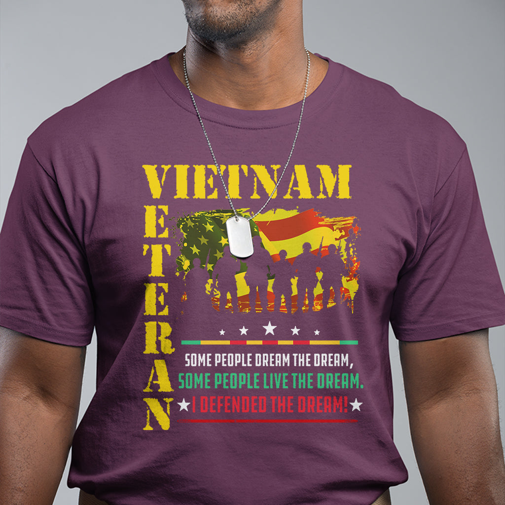 patriotic-vietnam-veterans-defended-the-dream-american-flag-t-shirt