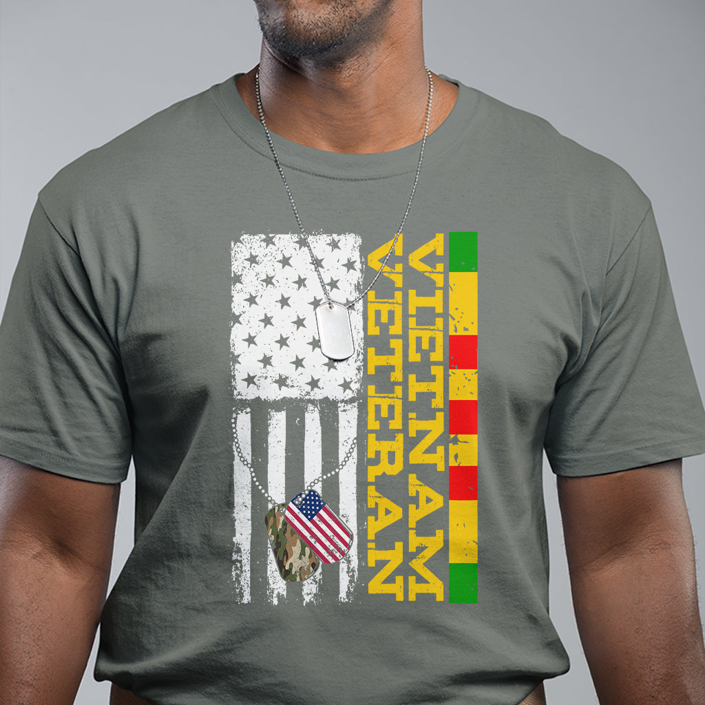 proud-vietnam-veterans-honor-patriotic-soldier-american-flag-t-shirt