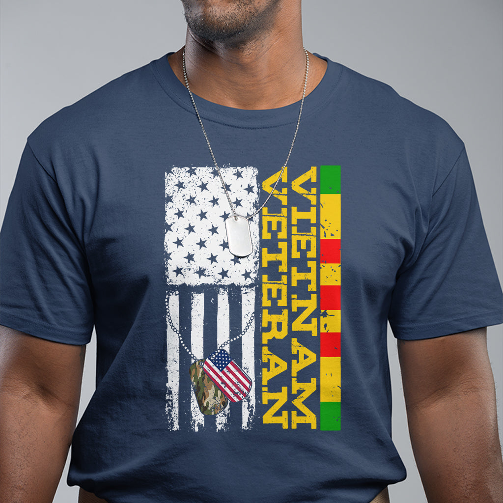 proud-vietnam-veterans-honor-patriotic-soldier-american-flag-t-shirt