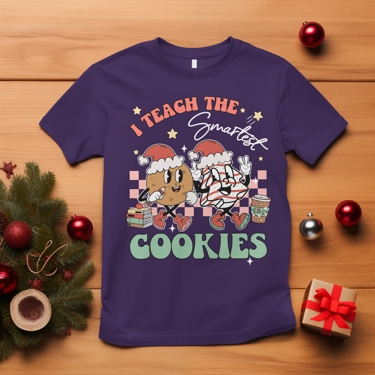 teacher-christmas-t-shirt-i-teach-the-smartest-cookies-retro-groovy-xmas-cookies