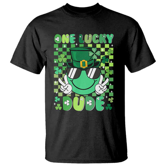 retro-st-patricks-day-t-shirt-one-lucky-dude-green-checkered-heart-groovy