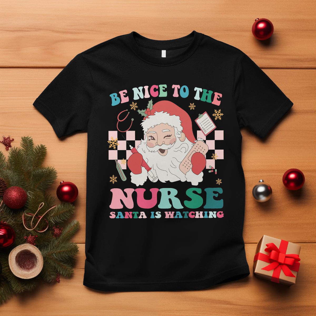 be-nice-to-the-nurse-santa-is-watching-christmas-t-shirt