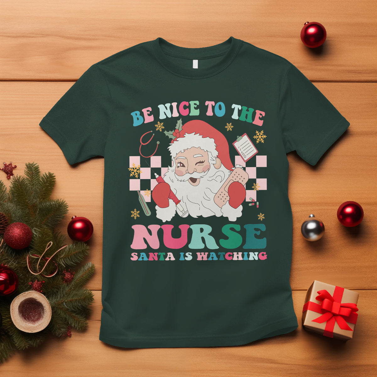 be-nice-to-the-nurse-santa-is-watching-christmas-t-shirt