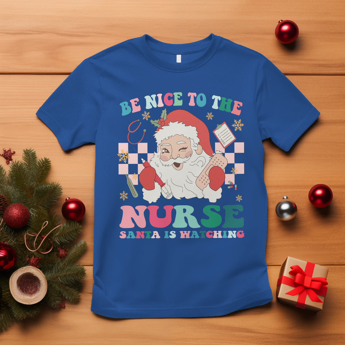 be-nice-to-the-nurse-santa-is-watching-christmas-t-shirt