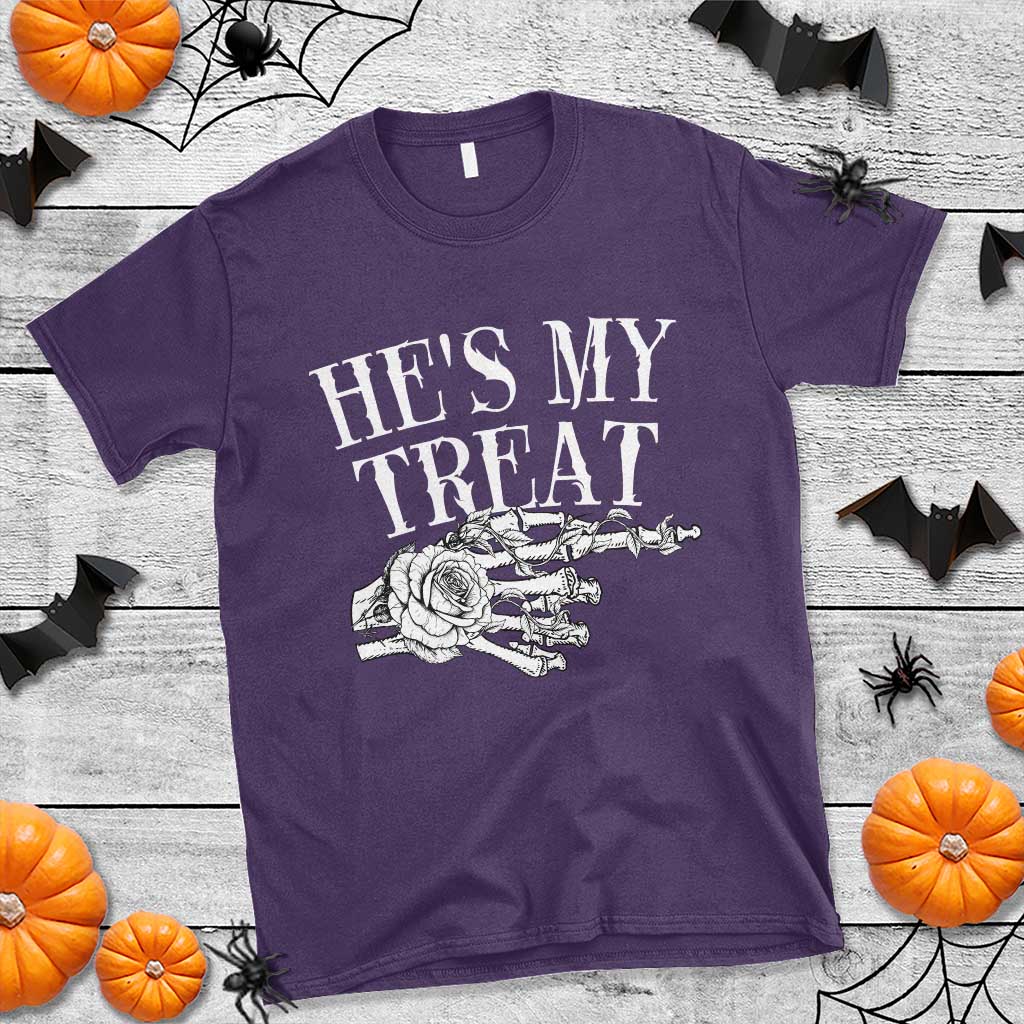 halloween-couple-matching-t-shirt-hes-my-treat-skeleton-hand