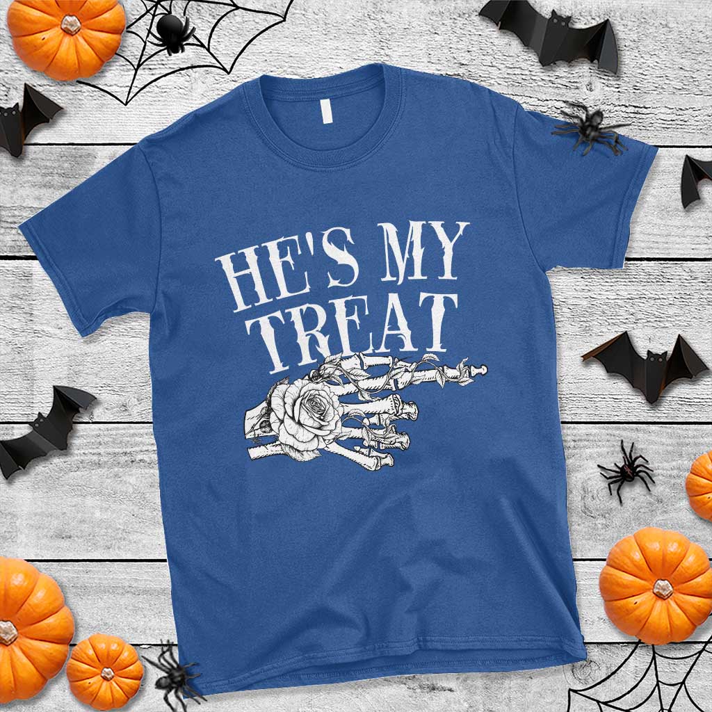 halloween-couple-matching-t-shirt-hes-my-treat-skeleton-hand