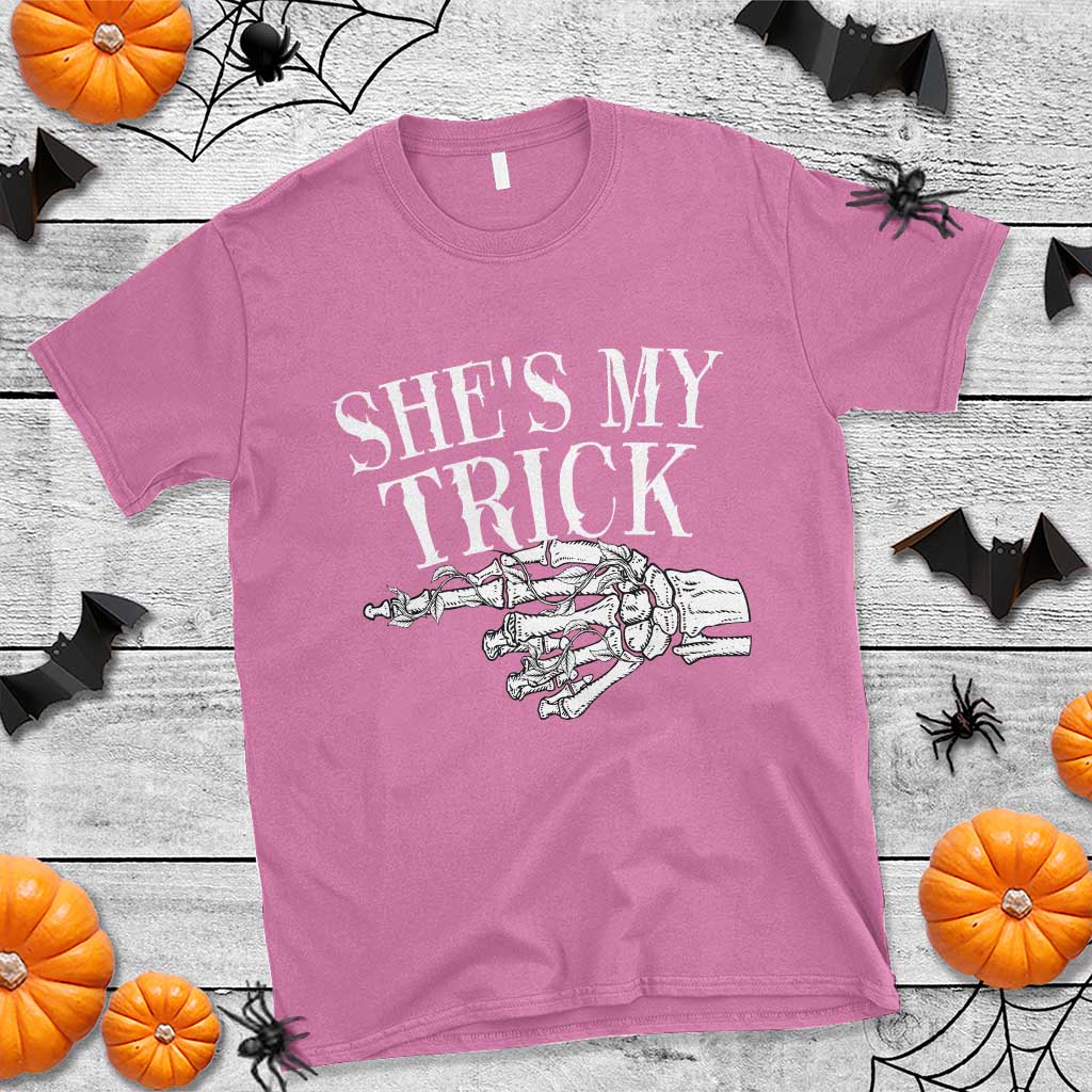 halloween-couple-matching-t-shirt-shes-my-trick-skeleton-hand