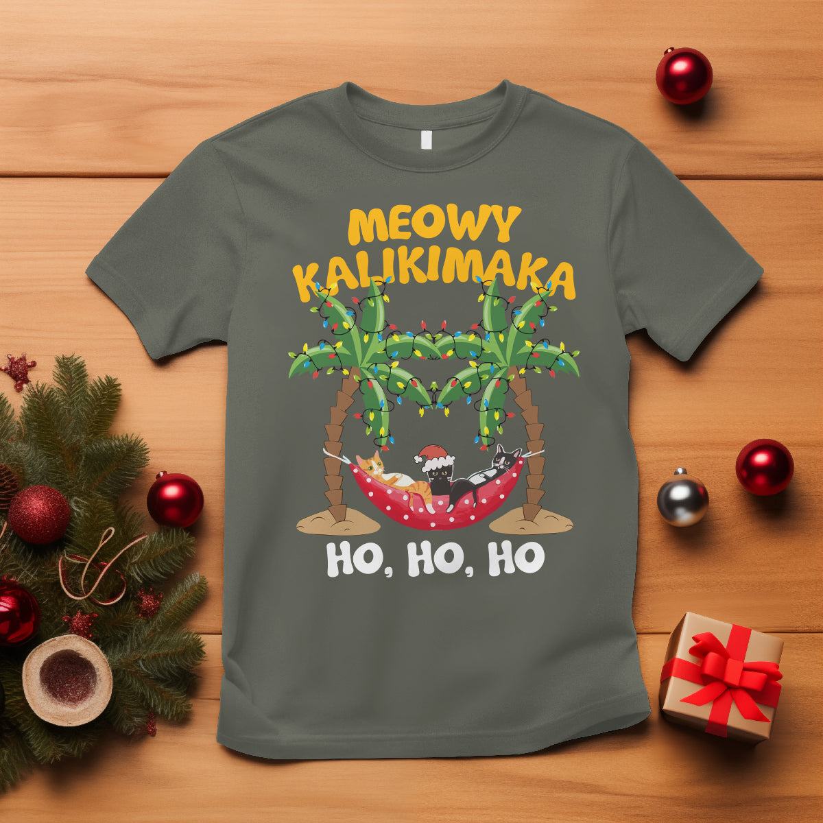 christmas-in-hawaii-t-shirt-meowy-kalikimaka-cat-chillin-ho-ho-ho-xmas-palm-tree