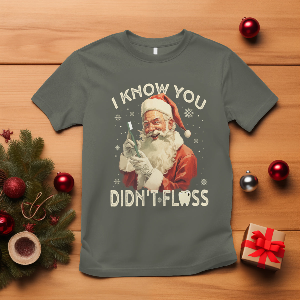christmas-t-shirt-dentist-santa-i-know-you-didnt-floss-dental