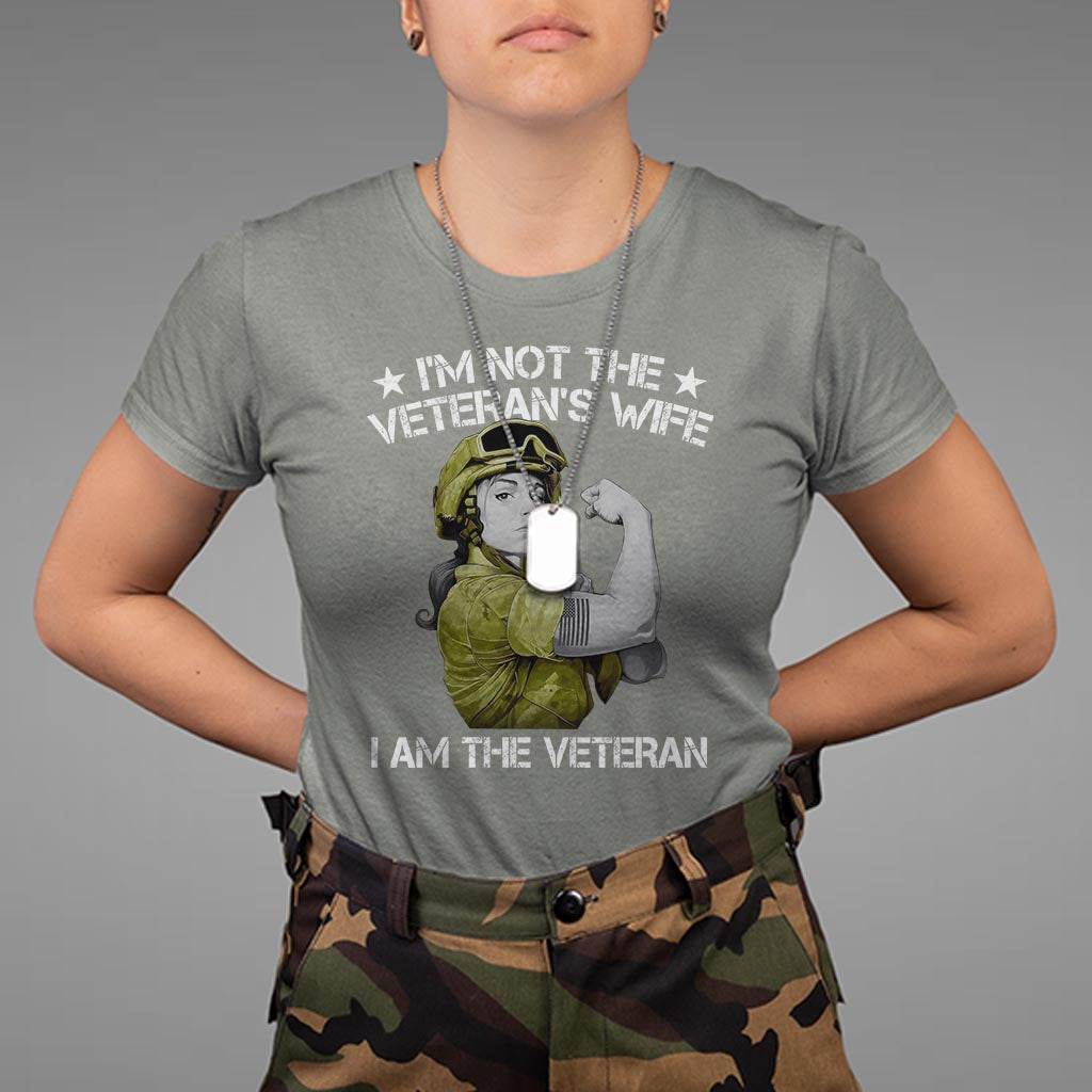 female-veteran-t-shirt-im-not-the-veterans-wife-im-the-veteran