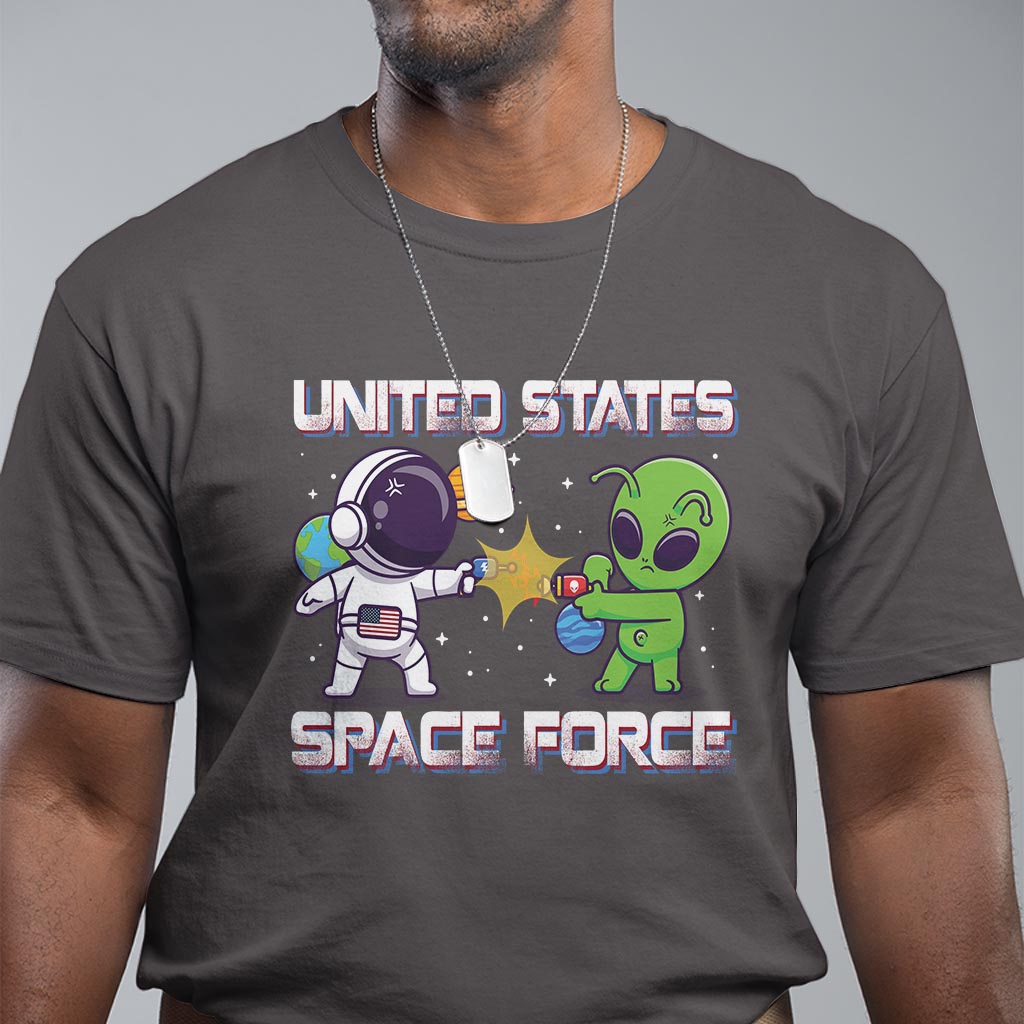 funny-us-space-force-t-shirt-army-astronaut-vs-alien