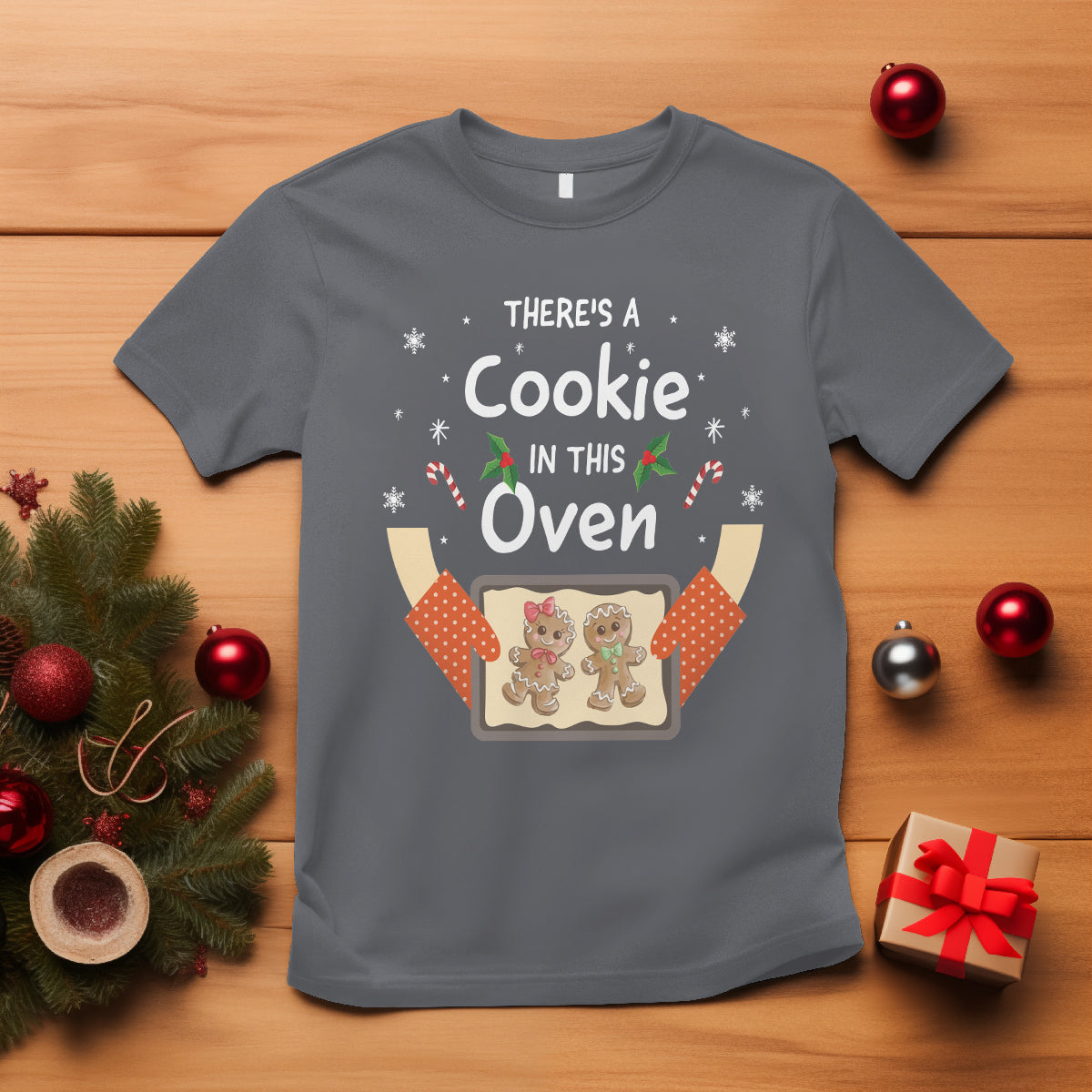 christmas-pregnancy-gingerbread-baby-cookie-in-this-oven-t-shirt