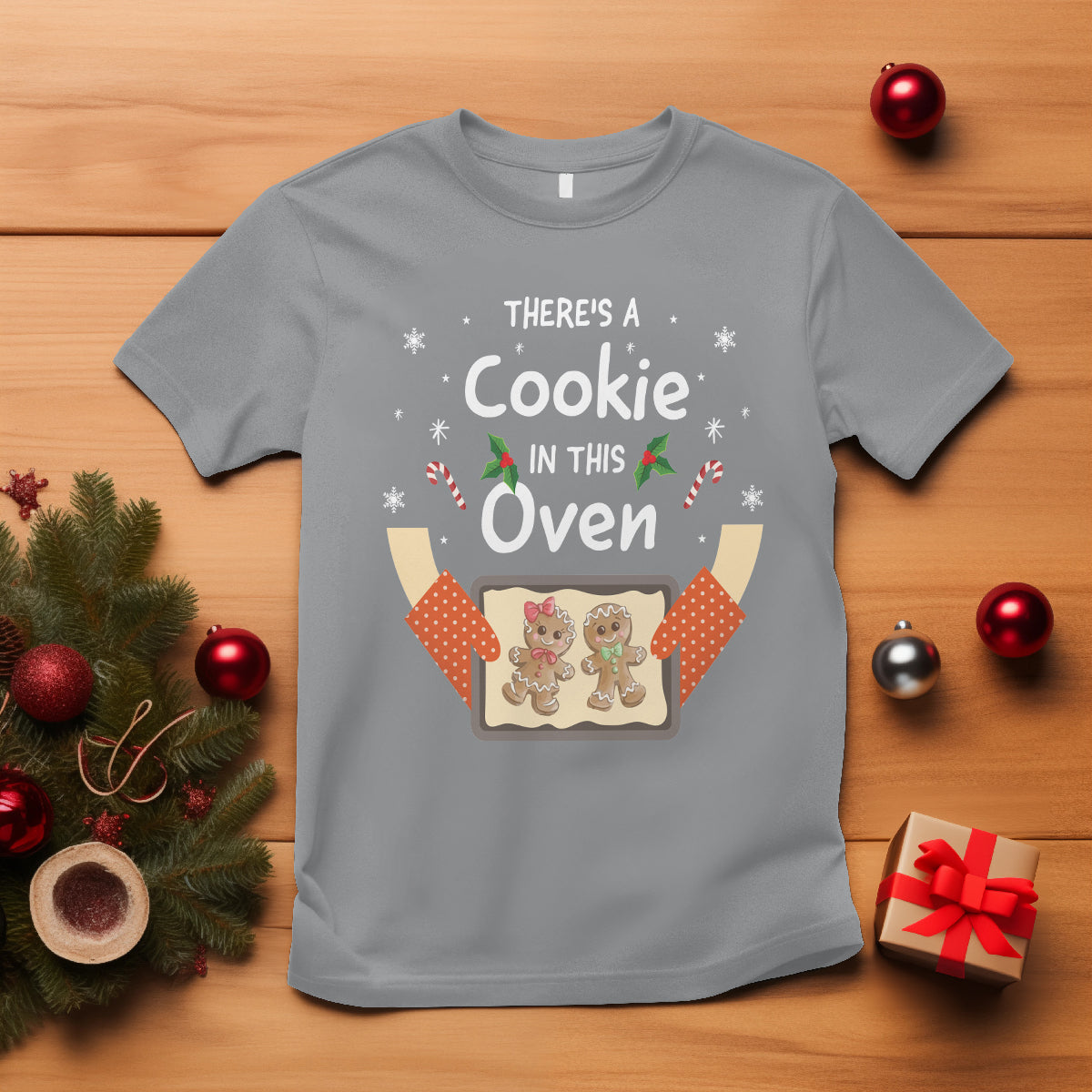 christmas-pregnancy-gingerbread-baby-cookie-in-this-oven-t-shirt