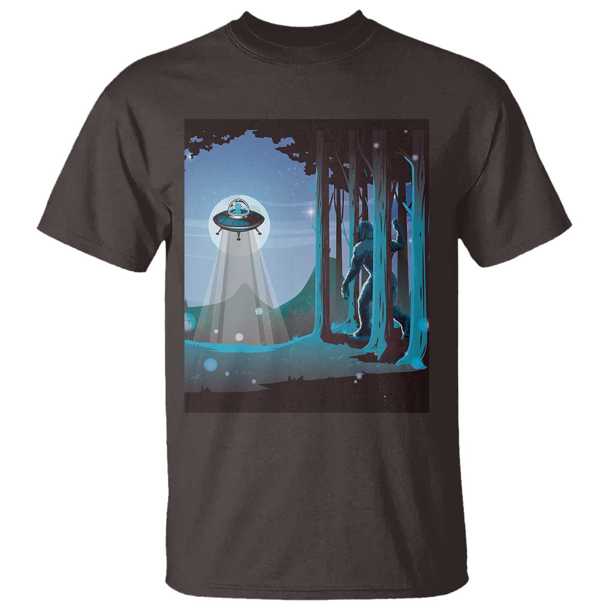 bigfoot-hiding-from-alien-ufo-funny-sasquatch-t-shirt