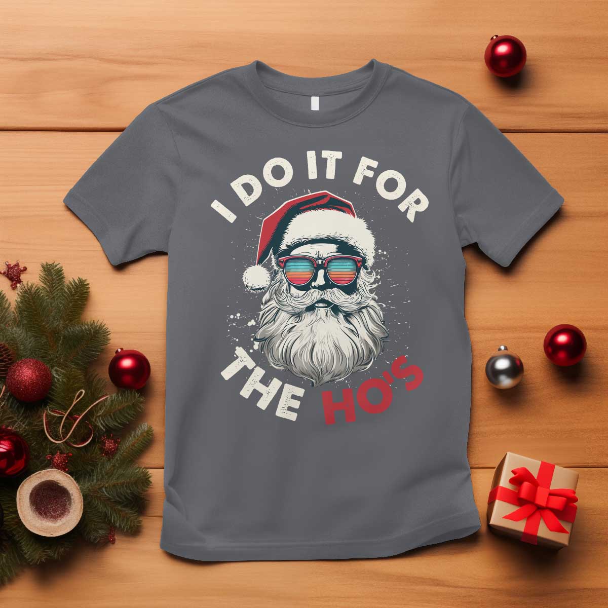 funny-christmas-t-shirt-santa-i-do-it-for-the-hos