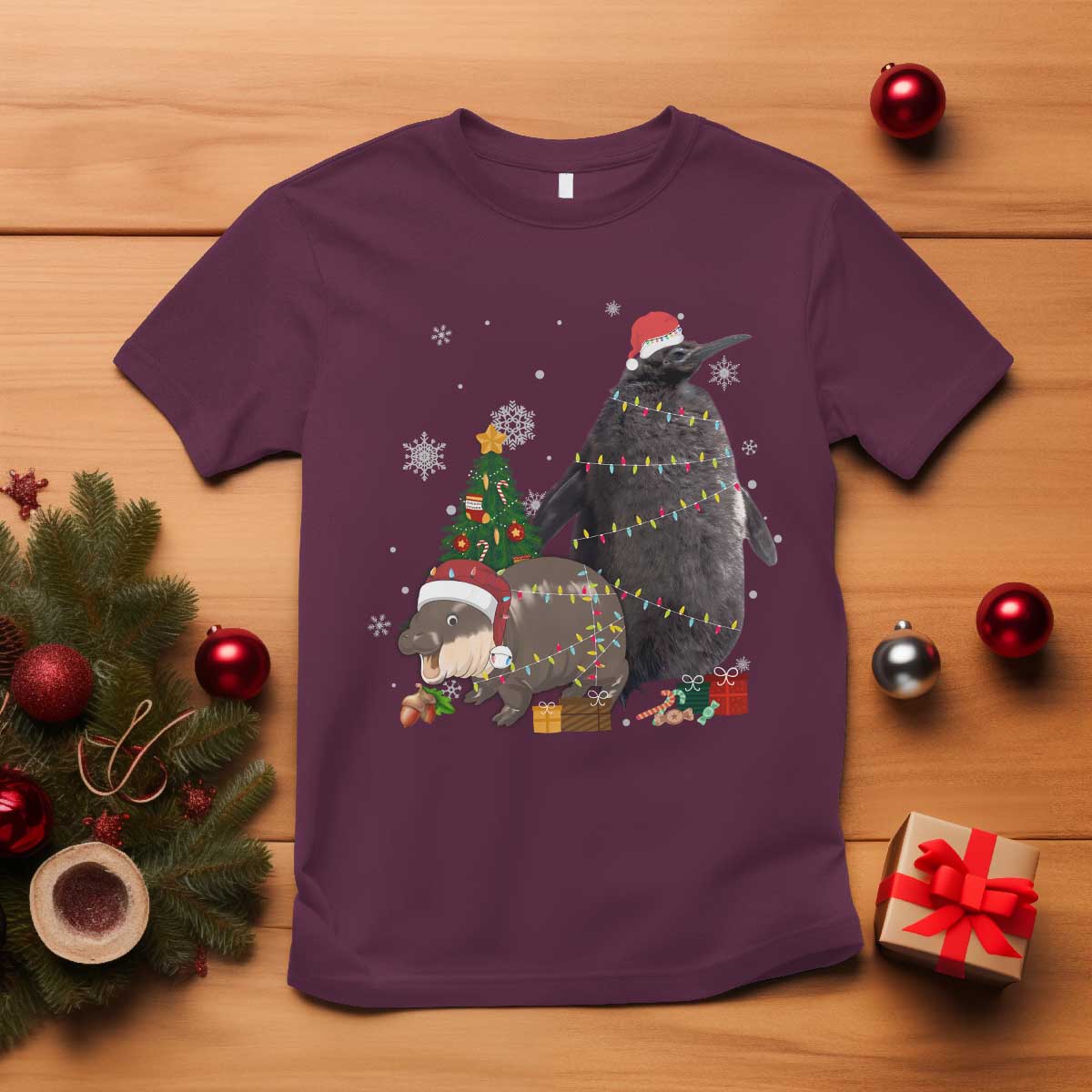christmas-pesto-and-moo-deng-friendship-t-shirt-king-penguin-baby-hippo-viral-meme