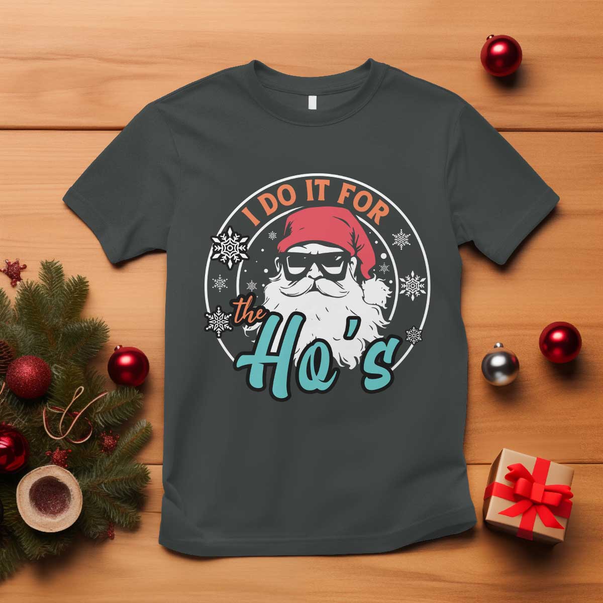 christmas-santa-t-shirt-i-do-it-for-the-hos