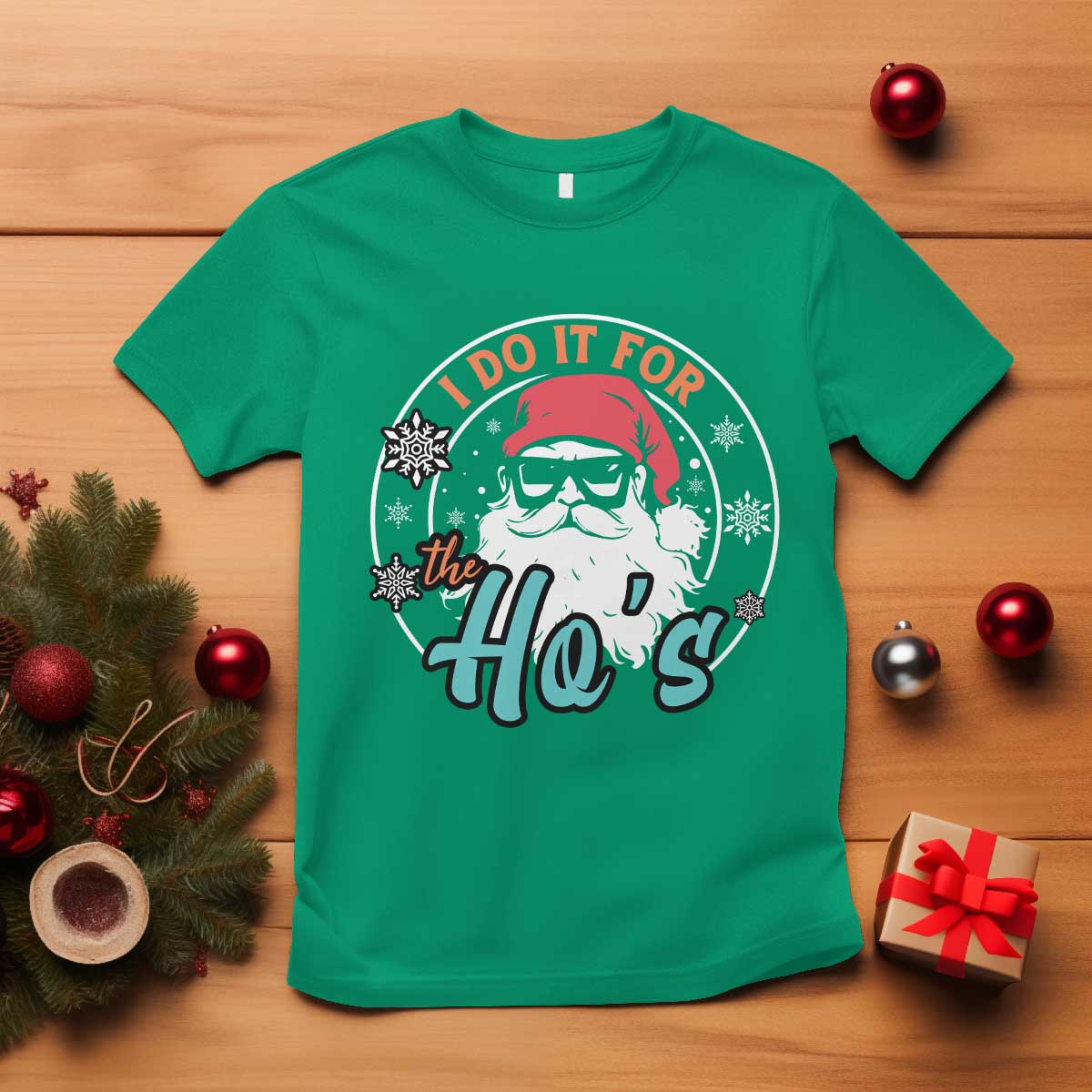 christmas-santa-t-shirt-i-do-it-for-the-hos