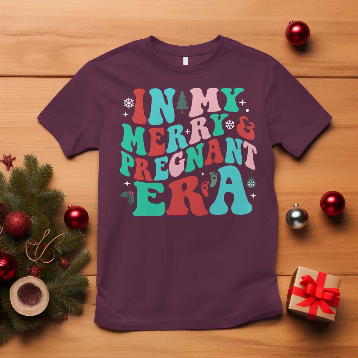 christmas-pregnancy-announcement-t-shirt-merry-pregnant-era-cute-groovy-christmas-holiday-xmas