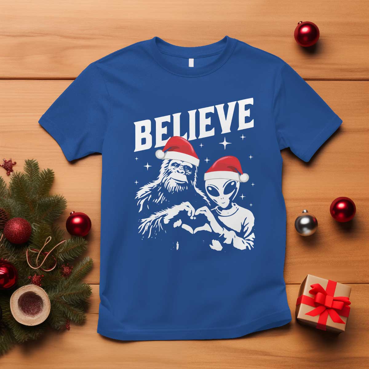 alien-and-bigfoot-christmas-t-shirt