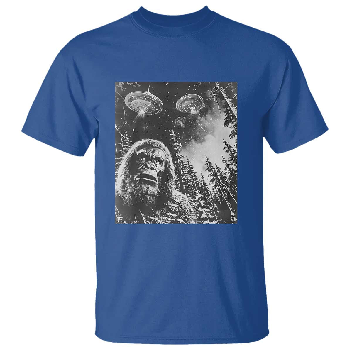 funny-graphic-bigfoot-selfie-with-ufos-weird-t-shirt-funny-graphic-bigfoot-selfie-with-ufos-weird